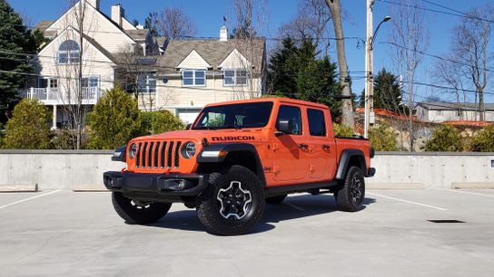 2020 Jeep Gladiator Drive Review (Auto)