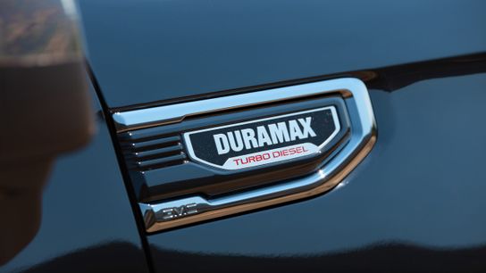 2024 Sierra 1500 Adds 3.0L Diesel Engine Standard on AT4X (Auto)