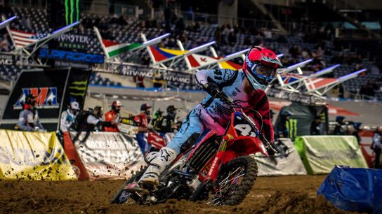 2 for 2 in Dallas. Webb extends Supercross points lead. (Supercross/Pro Motocross)