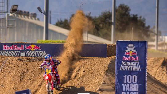 Long live the golden era of racing.... and 2 stroke smoke (Freestyle Motocross)