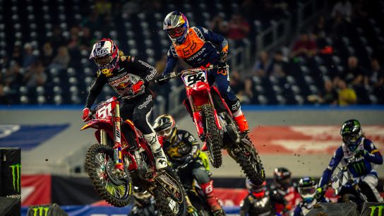 13 point separation with 3 races to go. Monster Energy Supercross Championship comes down to the wire. (Supercross/Pro Motocross)