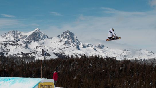 Strong and Diverse U.S. Snowboard Team Ready for New Season (U.S. Ski &amp; Snowboard)