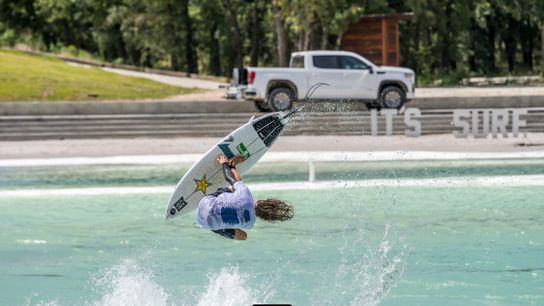 Is surfing in artificial pools the next wave surfing needs? (Surfing)