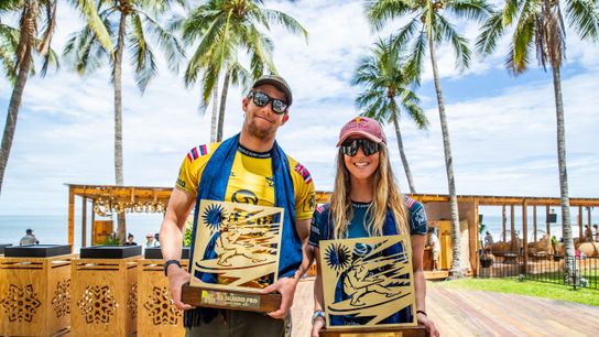 Caroline Marks and John John Florence Win Surf City El Salvador Pro (Surfing)
