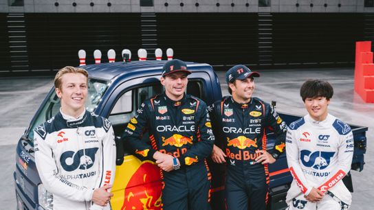 Tiny Truck Takeover - F1 Drivers Go Kei-Razy In Un-Serious Tokyo Showdown (Formula 1)