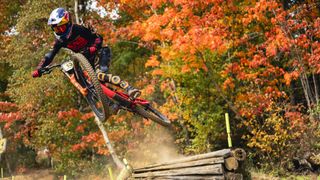 New Season of "Race Tapes" Dives Deep into the World of Elite Mountain Biking on Red Bull TV (BMX/MTB)
