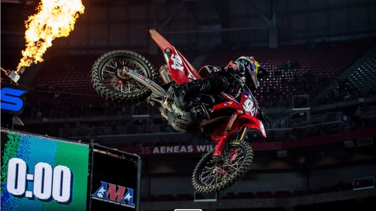 SX | Tomac and Roczen Commit to Compete in the 2022 FIM World Supercross Championship. Plus, First Race Announced (Supercross/Pro Motocross)